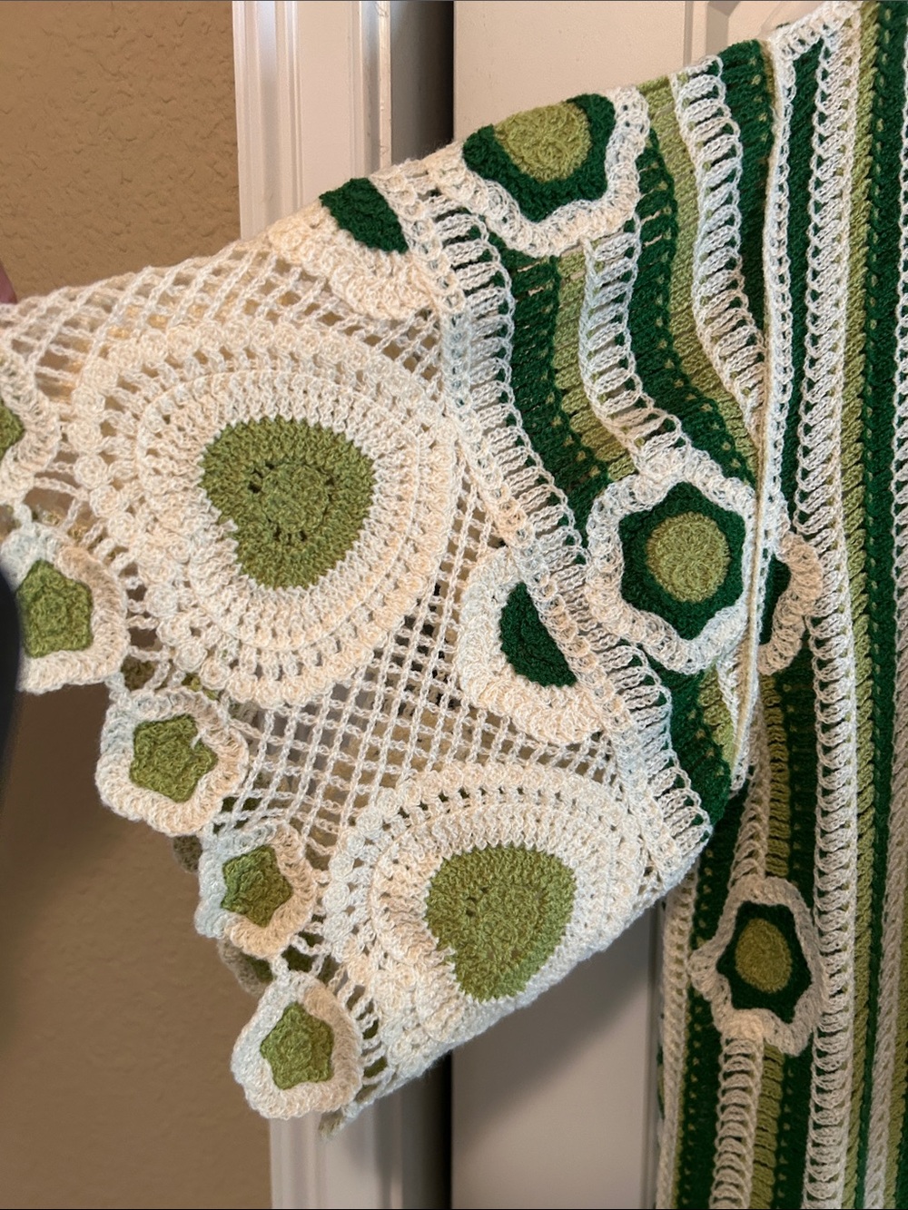 POL Crochet Open-Front Duster Cardigan - Green & White - Picture 5 of 6